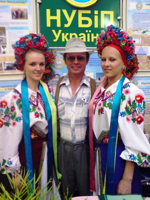 C:\ДД Диск Д\1. FOTO\Фото на 8 марта\Киев, AGRO-2010.jpg