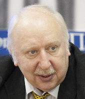 Никита Масленников, руководитель направления "Финансы и экономика" Института современного развития