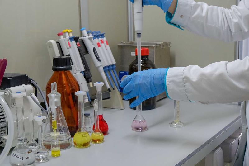 Сербия ужесточает нормы: с 1 декабря снижается допустимый уровень афлатоксинов в молоке