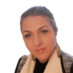 Исупова Марина