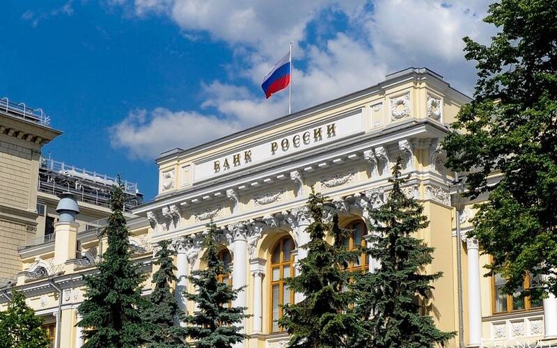 ЦБ снизил ключевую ставку до 15,5%