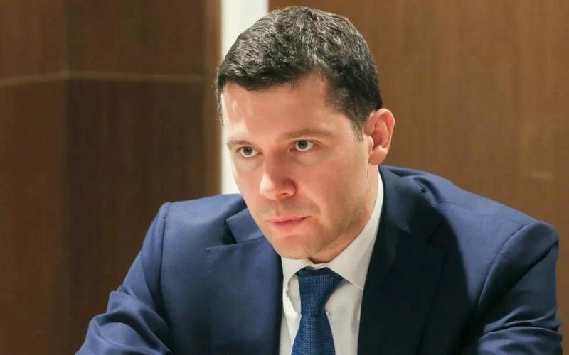 Алиханов: Минпромторг планирует оказать дополнительную поддержку развитию роботизации