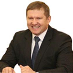 Максим Чекусов