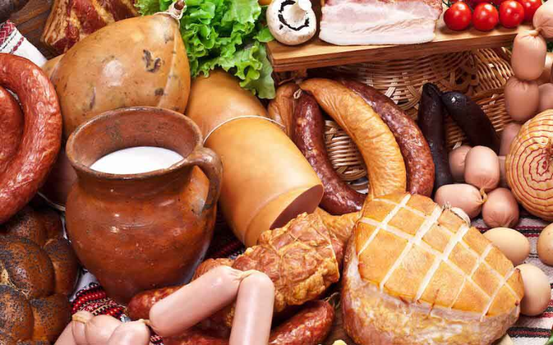 Предприятия Курской области увеличили выпуск колбасных изделий на 5,4% 