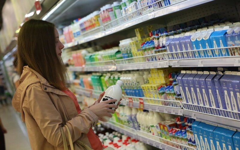 В Армении молочку с заменителями и без них будут продавать на полках разного цвета